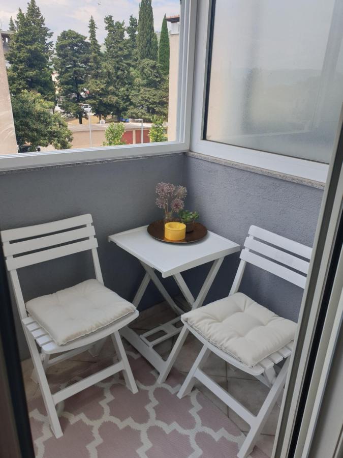 An Apartment 65M2-Liyubuşka Dış mekan fotoğraf